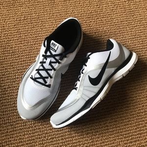 *NEW* Nike Flex TR6 women’s 11